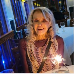 Meet your Posher, Joyce